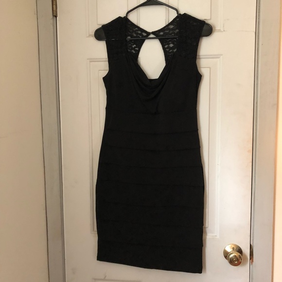 Enfocus Studio Dresses & Skirts - Black ruched dress